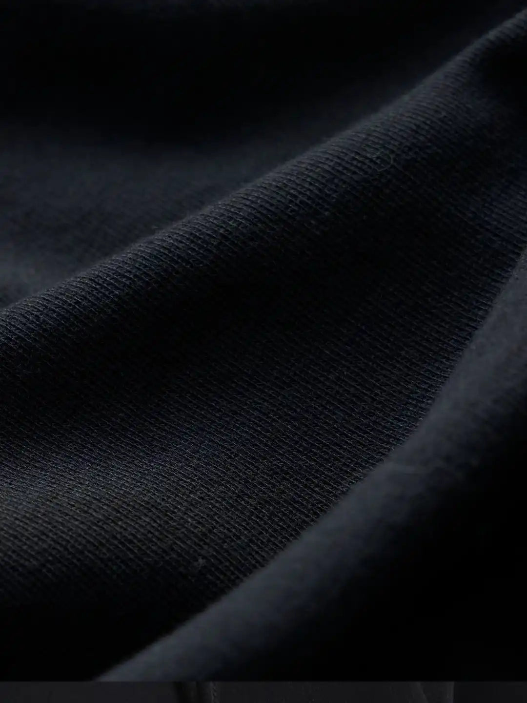 𝐃𝐞𝐢𝐭𝐲’𝐬 𝐓𝐡𝐫𝐨𝐰 𝐃𝐢𝐜𝐞 Regular Hoodie