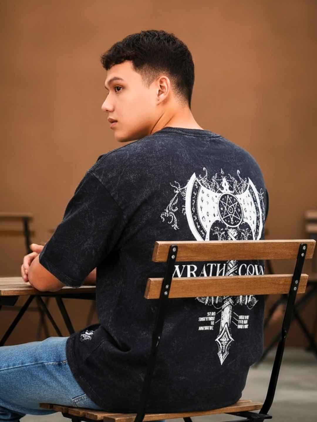 Wrathcoven Acid Wash Oversized Graphic T-Shirt – 𝐁𝐥𝐚𝐜𝐤 𝐒𝐭𝐫𝐞𝐞𝐭𝐰𝐞𝐚𝐫 𝐄𝐝𝐢𝐭𝐢𝐨𝐧
